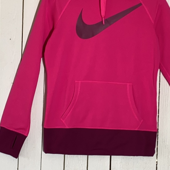 Nike Women’s Pullover - Picture 3 of 14